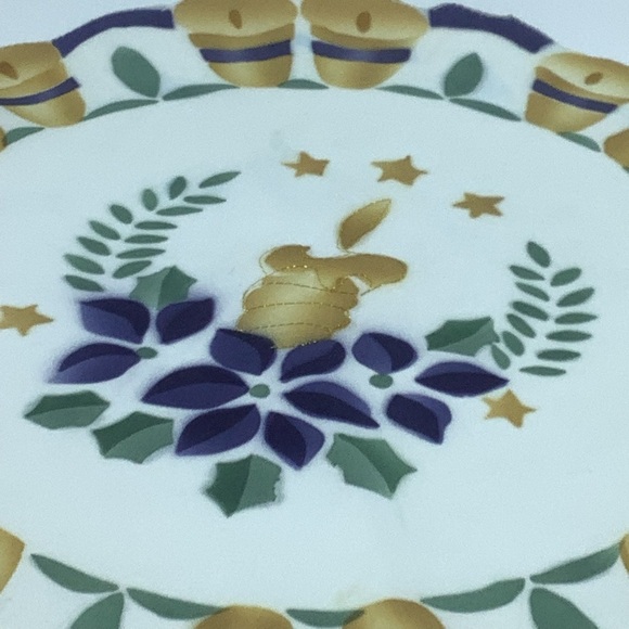 Two 14” Round Holiday Doily/Placemat/Dresser Scarf - Picture 14 of 16